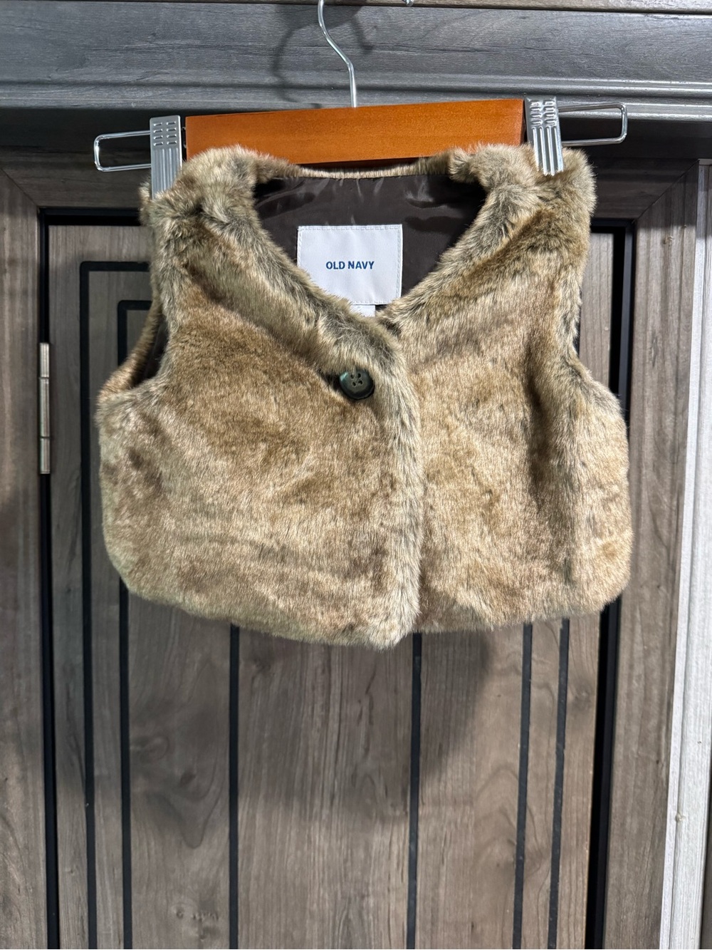 EUC Child’s Old Navy Faux Fur Vest in Light Brown